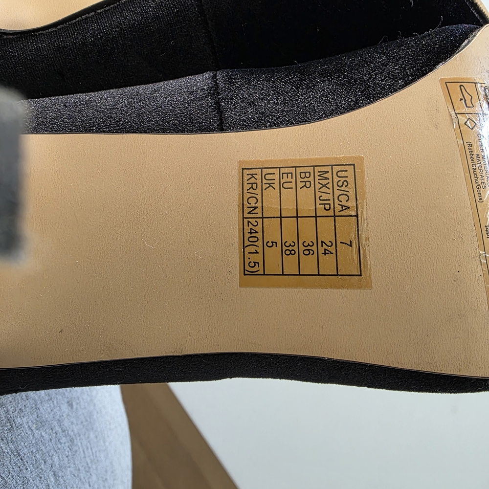 Velvet Black Heels - Picture 4 of 4